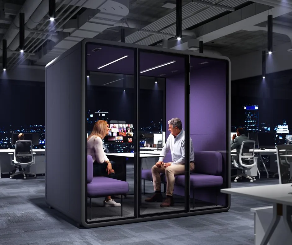 Zum 4 Person Meeting Pod